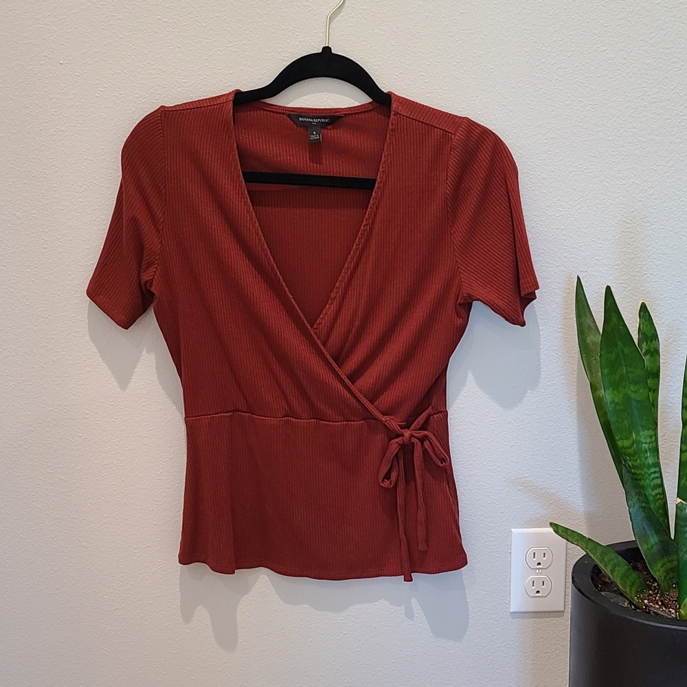 Ribbed Wrap shirt